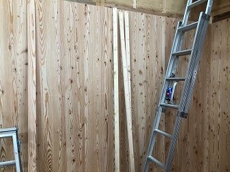 内装工事が始まりました。