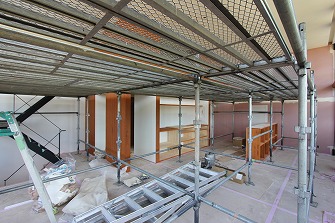 仕上工事が始まりました。