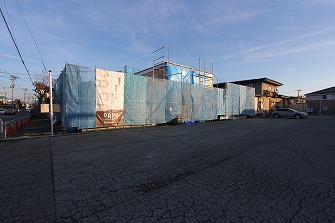 耐力壁を施工しています。