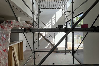 クロスが貼られました