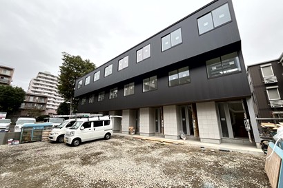 足場が外れ器具を取り付けてます