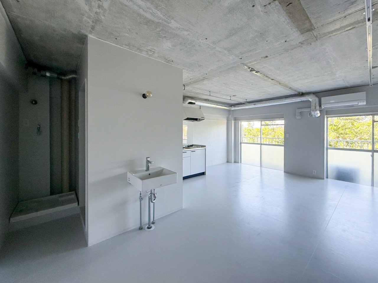 GREEN VEIL KUNIMI　concrete